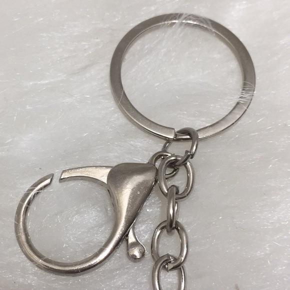 🌹SOLD🌹Chloe Silver Tone Pink Heart Rhinestone Keychain - Picture 4 of 4